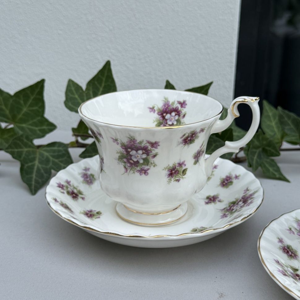 Чайная пара Sweet Violets Royal Albert 200 мл Англия