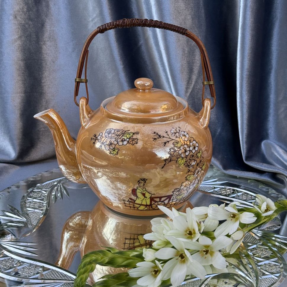 Чайник с ситом Гейша 1 л фарфор Япония        