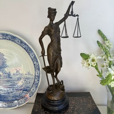 Скульптура Правосудие Фемида начало 19 века Mayer J.S. Deposse бронза мрамор