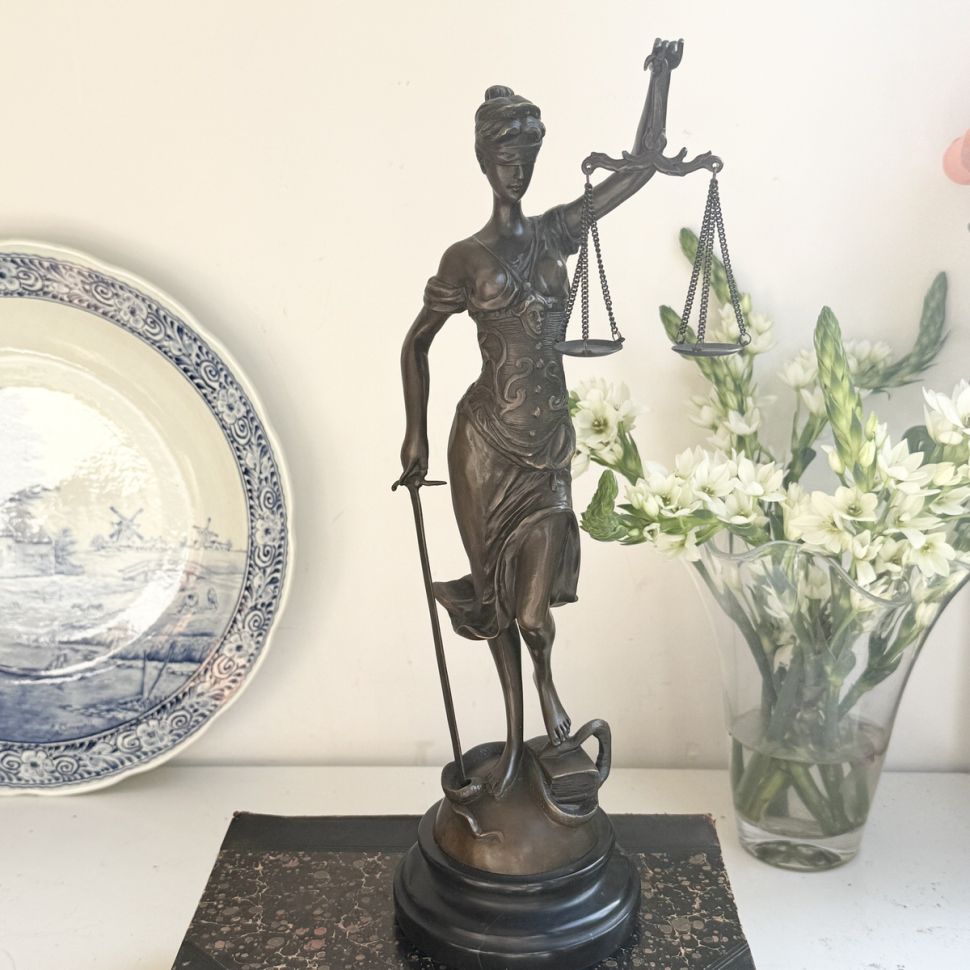 Скульптура Правосудие Фемида начало 19 века Mayer J.S. Deposse бронза мрамор