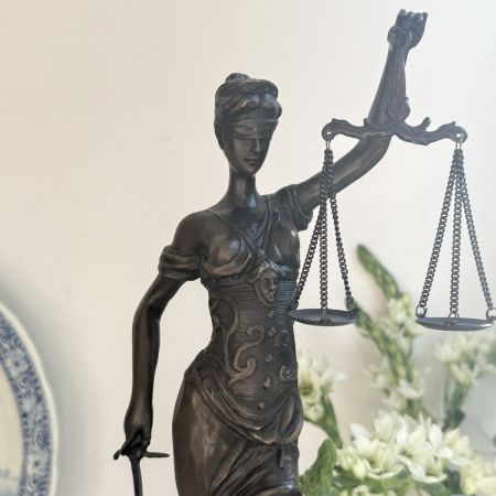 Скульптура Правосудие Фемида начало 19 века Mayer J.S. Deposse бронза мрамор