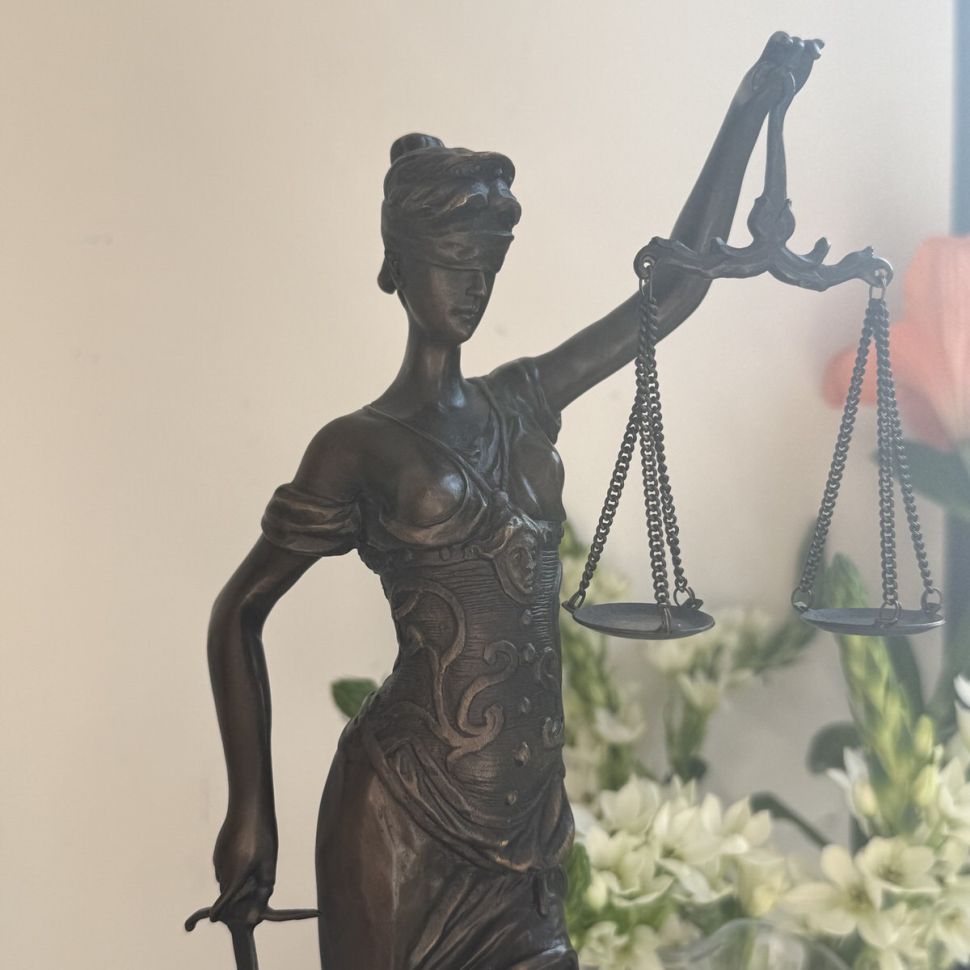 Скульптура Правосудие Фемида начало 19 века Mayer J.S. Deposse бронза мрамор