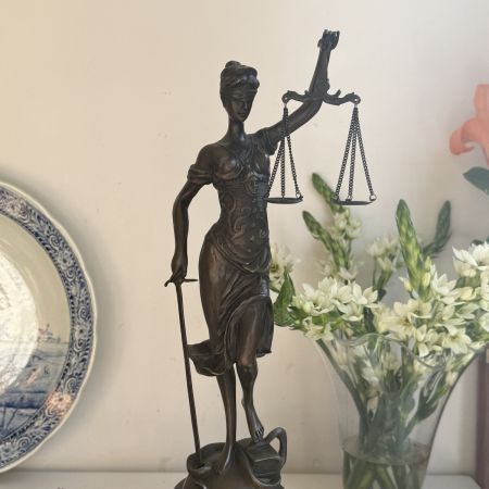 Скульптура Правосудие Фемида начало 19 века Mayer J.S. Deposse бронза мрамор