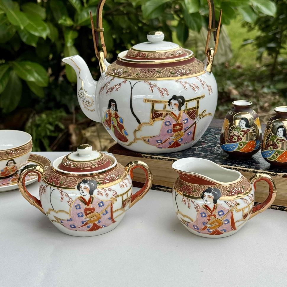 Сахарница Гейша с сямисэн 13 см фарфор Япония    