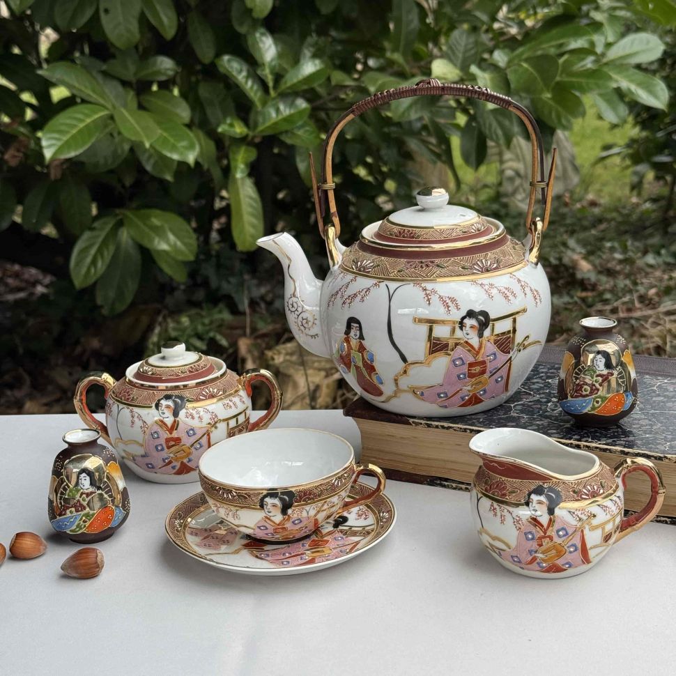 Сахарница Гейша с сямисэн 13 см фарфор Япония    