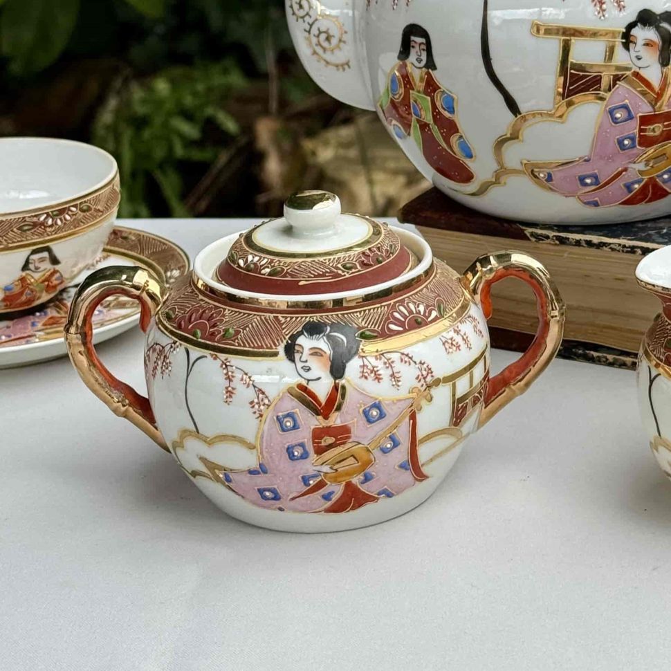 Сахарница Гейша с сямисэн 13 см фарфор Япония    