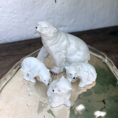 Статуэтка Медведица и детеныши, набор 4 шт.