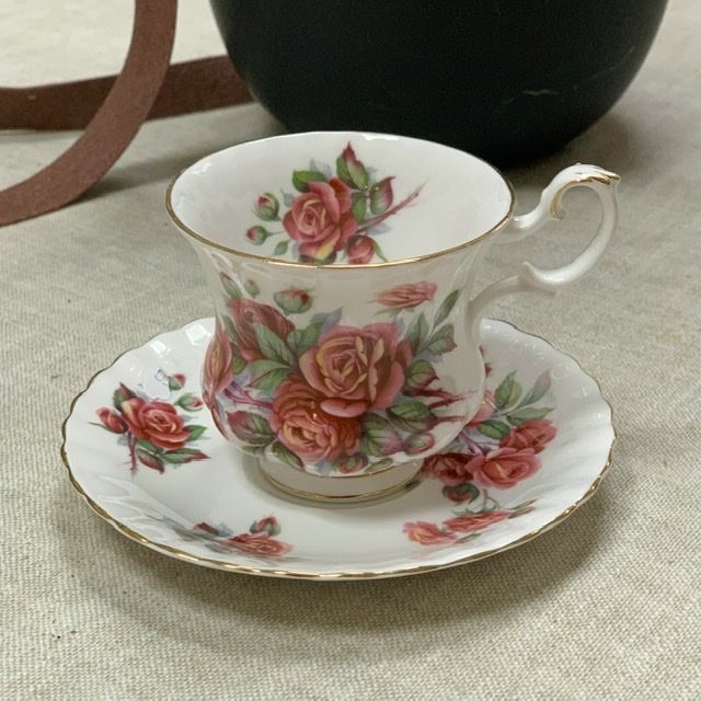 Кофейная пара Royal Albert Centennial Rose 130 мл