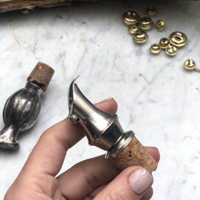 Пробка для бутылки с дозатором 7 см металл пробка