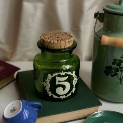 Банка зеленая аптекарская стекло с пробкой