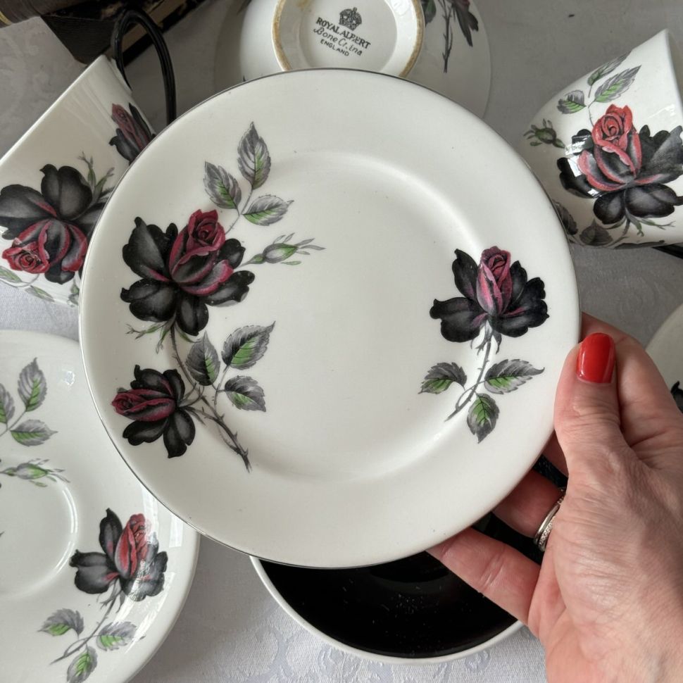 Тарелка Royal Albert Masquerade 1950-1960 гг 16 см кайма серебрение Англия