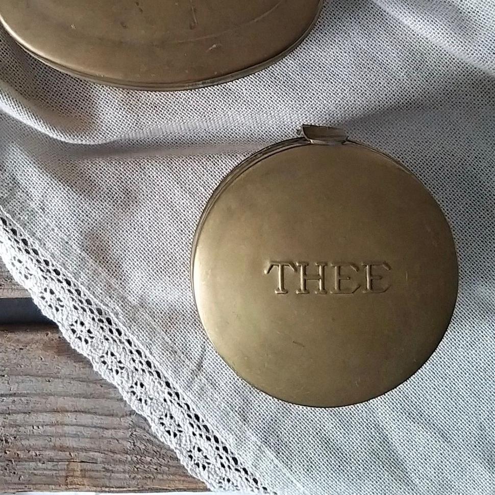 Баночка с крышкой для чая 10 см латунь