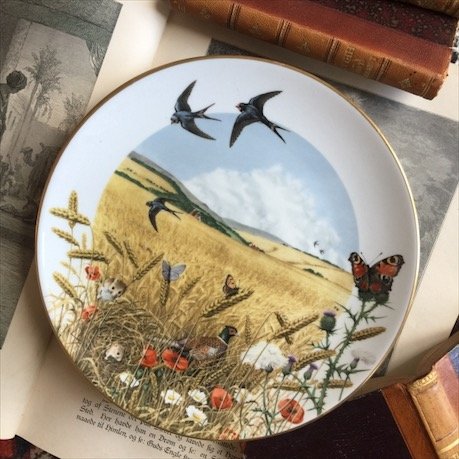 Тарелка Англия Royal Worcester, AUGUST Ласточки