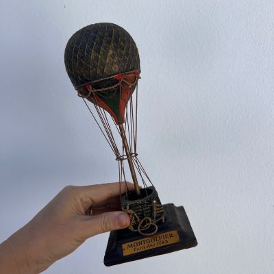 Статуэтка Воздушный шар 25 см дерево