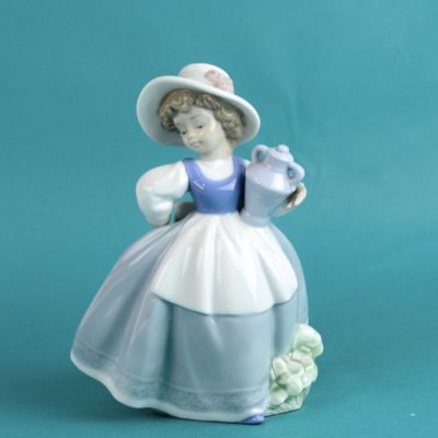 Статуэтка Девушка с кувшином Lladro Испания