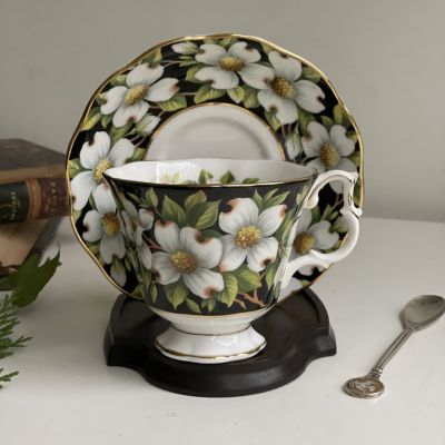 Чайная пара черный Royal Albert Provincial Flowers Dogwood 200 мл Англия