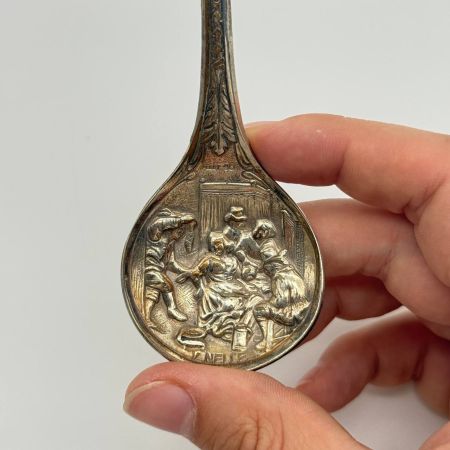 Ложка сервировачная с объемным рисунком 12 см Голландия