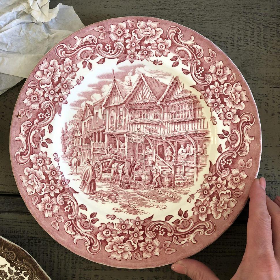 Тарелка 27 см 17th century England Royal Tudor Ware