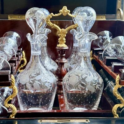 Бар эпохи Наполеона III дерево латунь хрусталь 