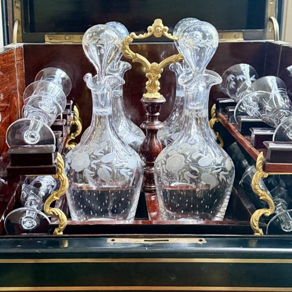 Бар эпохи Наполеона III дерево латунь хрусталь 