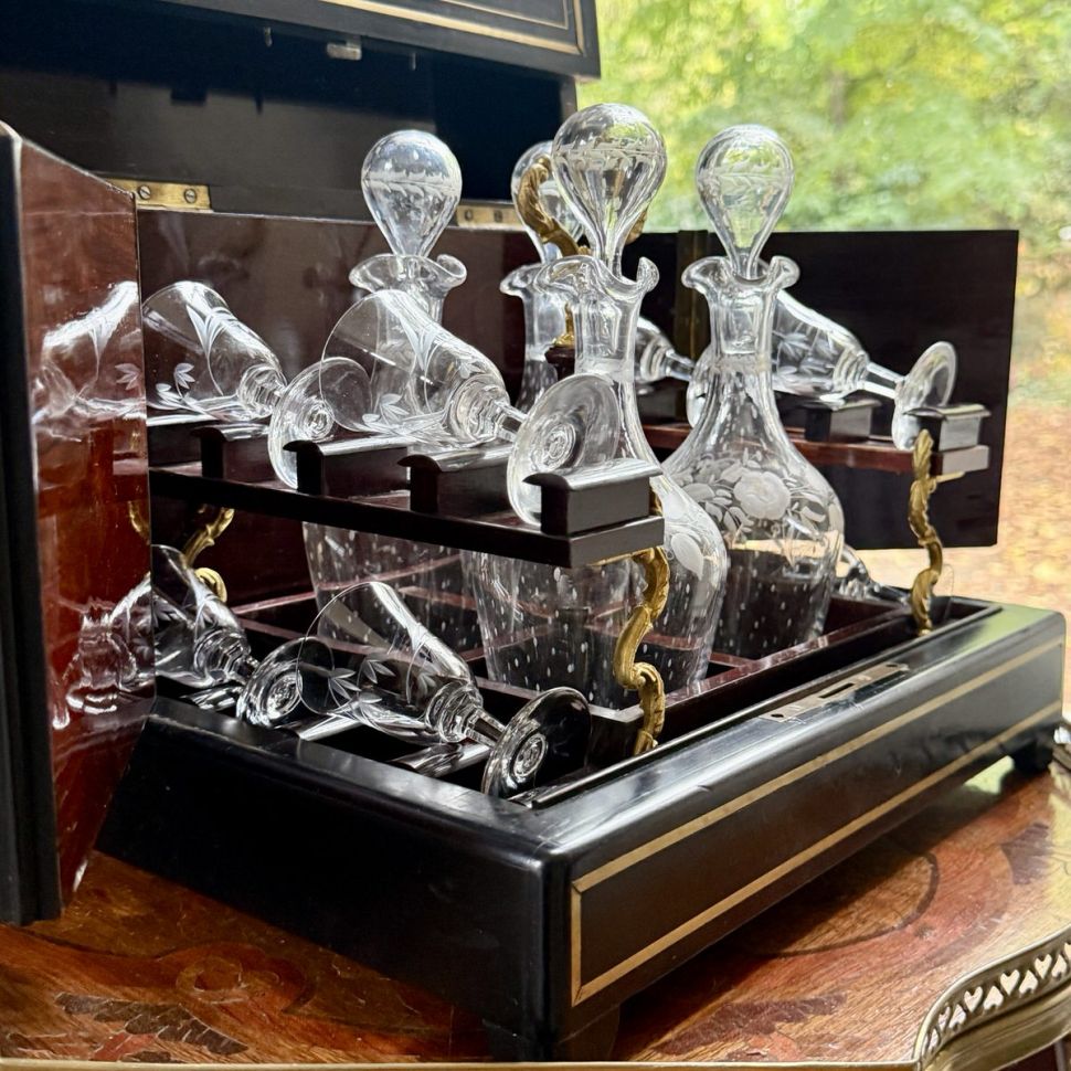 Бар эпохи Наполеона III дерево латунь хрусталь 