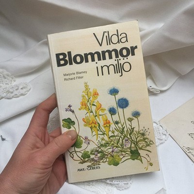Книга ботаническая мягкая обложка