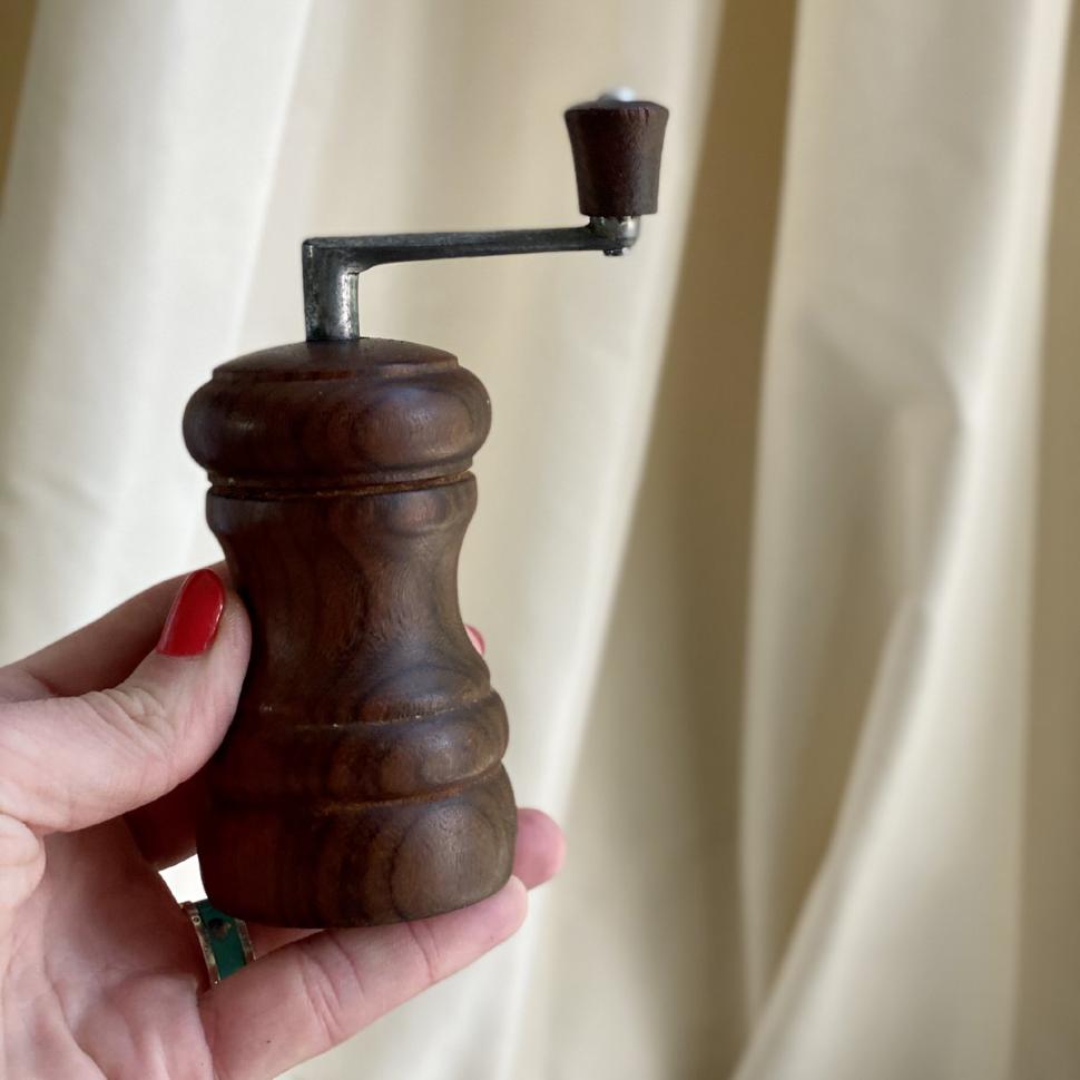 Мельница для специй 11 см дерево