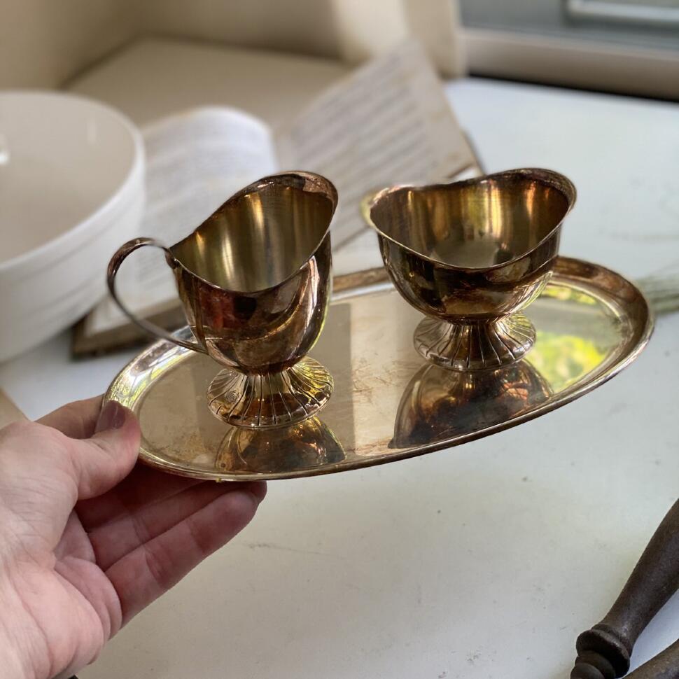 Набор молочник сахарница поднос мельхиор