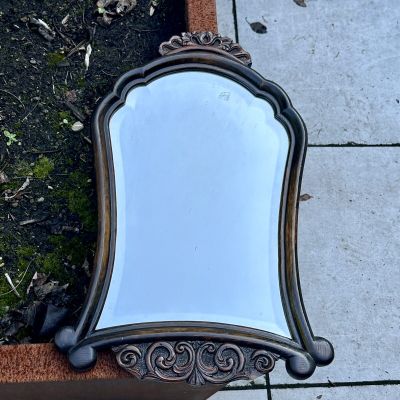 Зеркало 55 см в деревянной раме