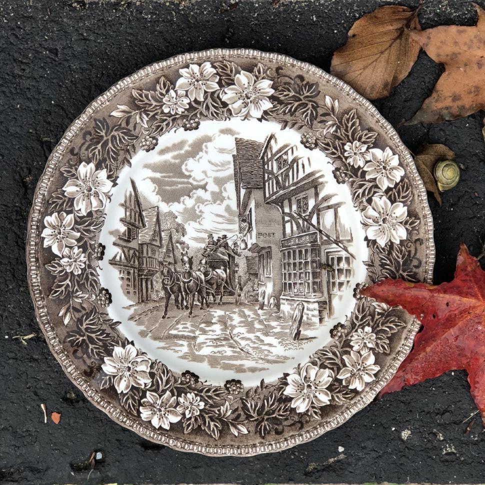 Тарелка Royal Tudor Ware Staffordshire 23 см Англия