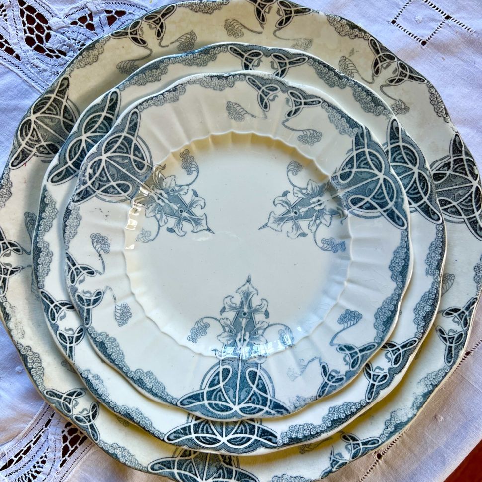 Блюдо круглое LG Lys 31 см Франция 1894-1913 гг.