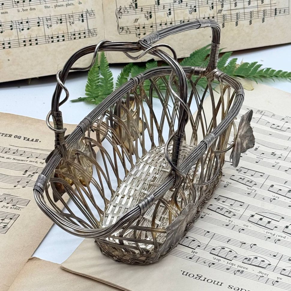 Подставка корзинка под бутылку вина Виноград мельхиор Франция  