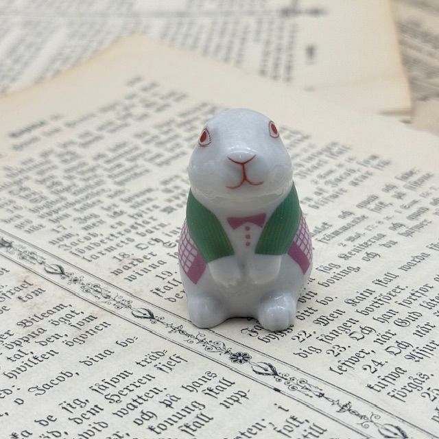 Статуэтка ИФЗ Кролик Минька 4,5 см фарфор