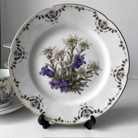 Тарелка Franklin Porcelain Edelweib 20 см фарфор Германия
