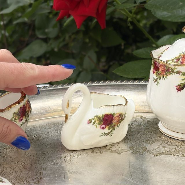 Розетка Royal Albert Old Country Roses 8 см Лебедь фарфор Англия