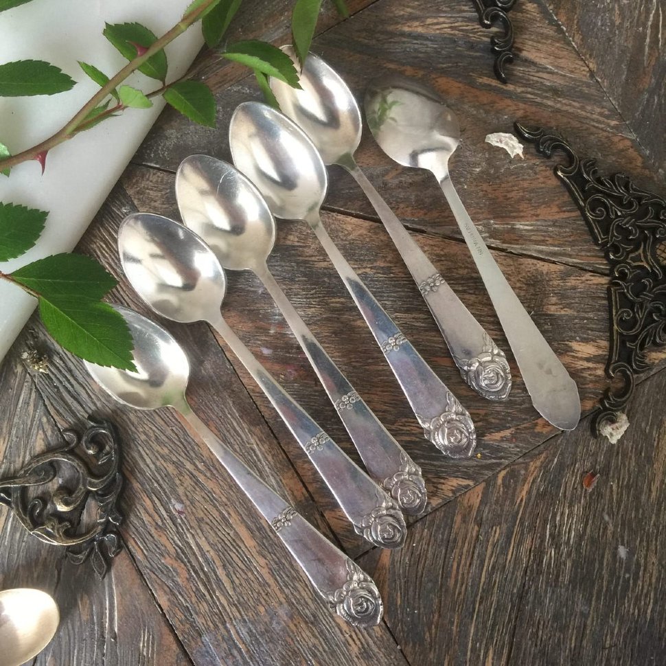 Ложка кофейная с розой, набор 6 шт. мельхиор