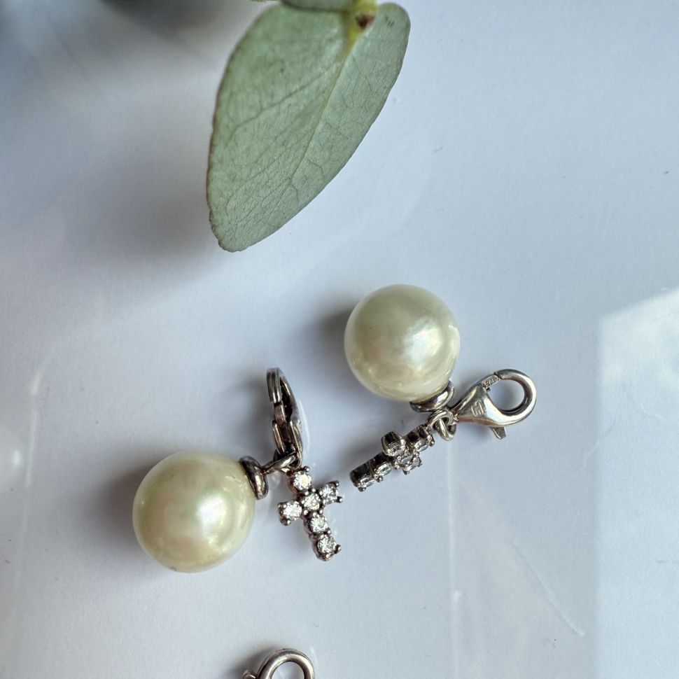 Подвеска шарм Thomas Sabo Жемчуг и крест 1,5 см 925 
