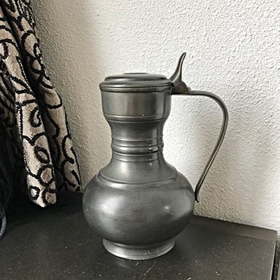 Кувшин оловянный с крышкой