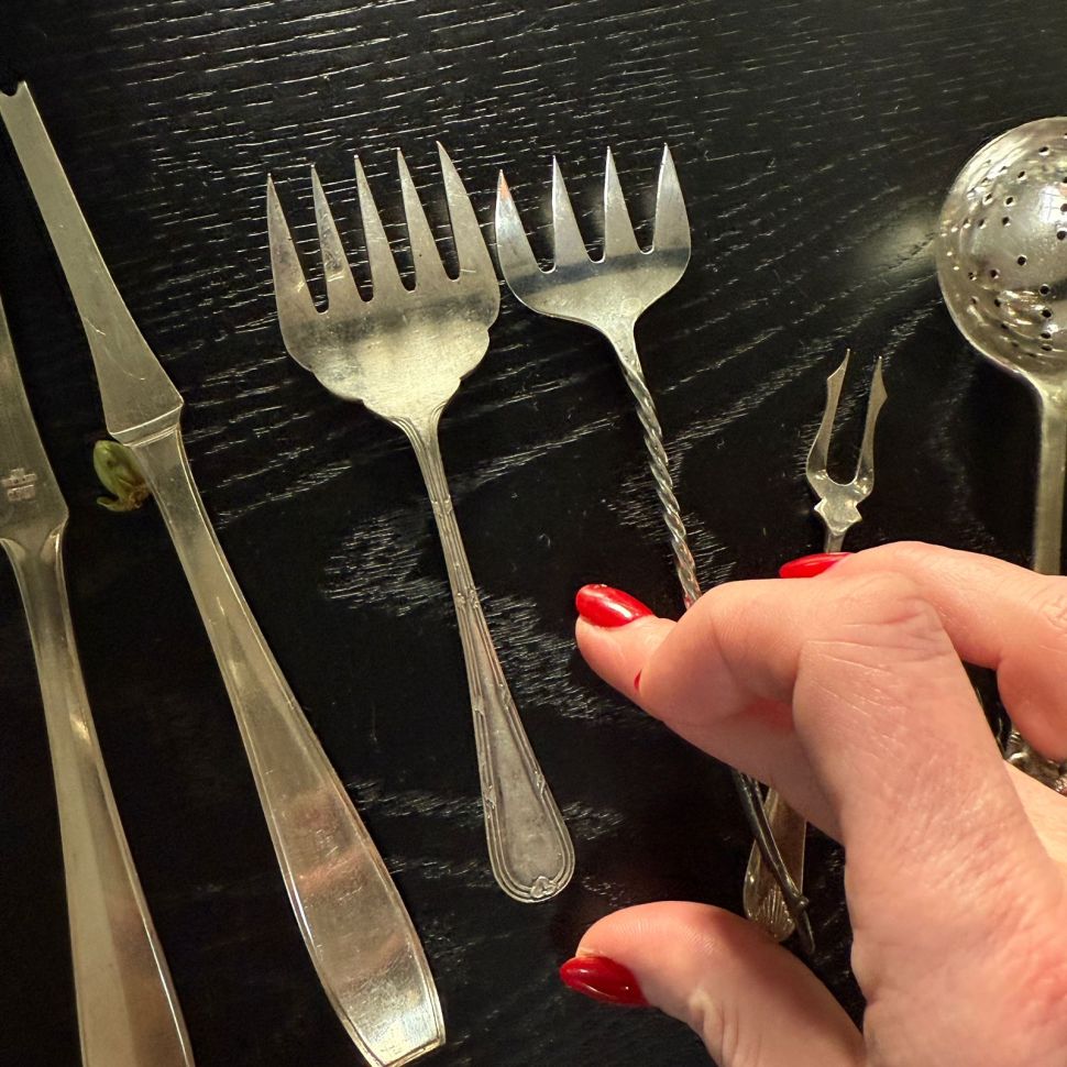 Вилка для шпрот и сардин 13 см серебрение Англия