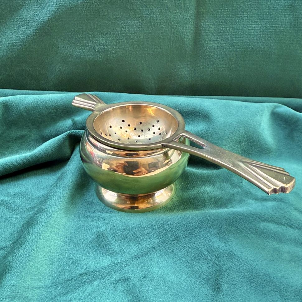 Ситечко для чая с подставкой 13 см Франция серебрение