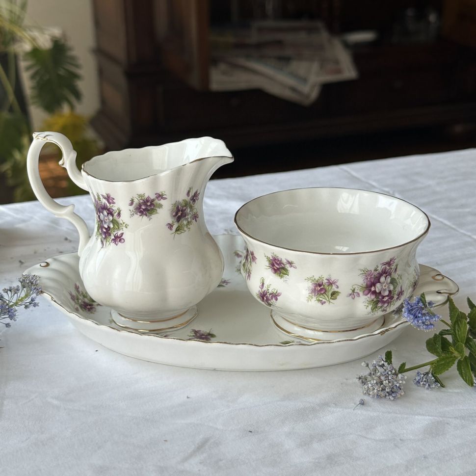 Сахарница Sweets Violets Royal Albert 9 см Англия
