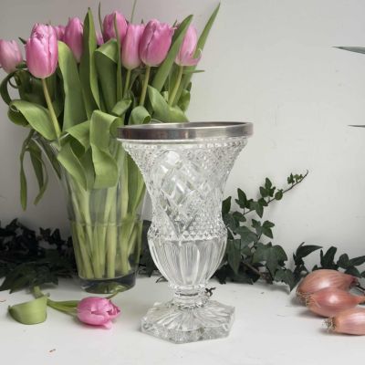 Ваза на постаменте 24 см хрусталь серебрение