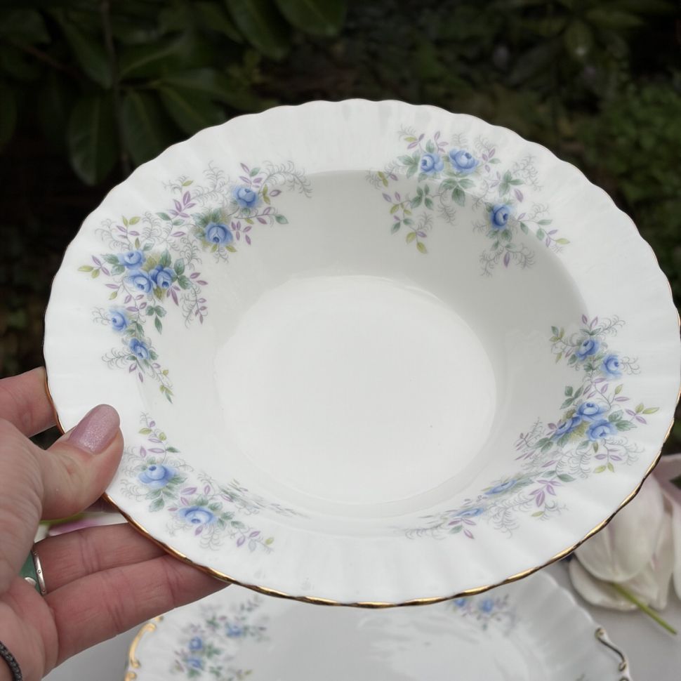 Тарелка глубокая Royal Albert Blue Blossom 20 см Англия