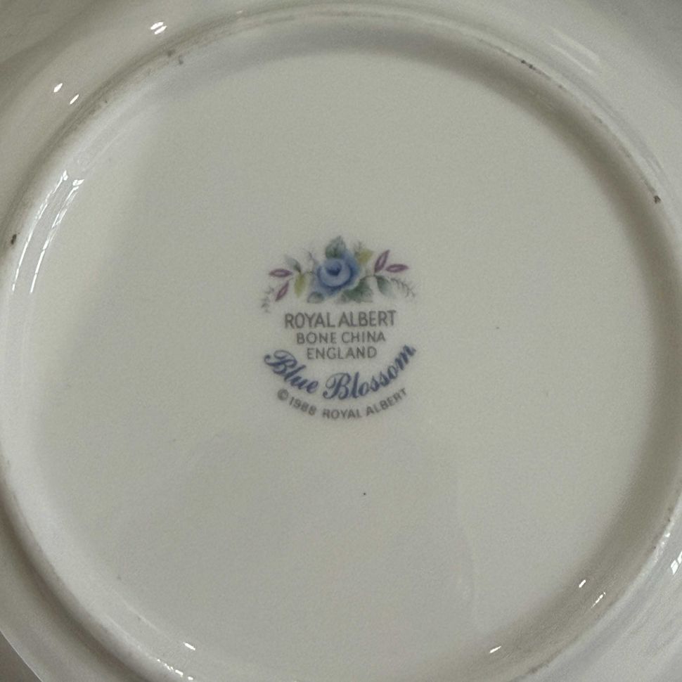 Тарелка глубокая Royal Albert Blue Blossom 20 см Англия