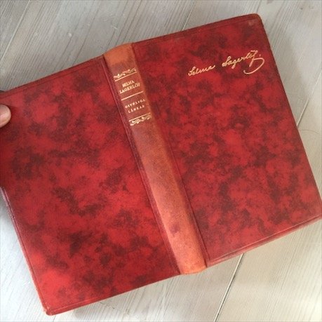 Книга Selma Lagerlof 1951 год