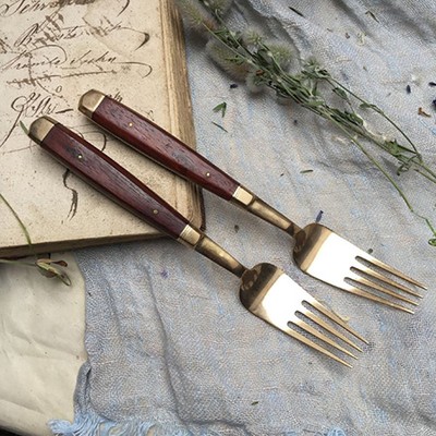 Вилка столовая латунная с деревянной ручкой