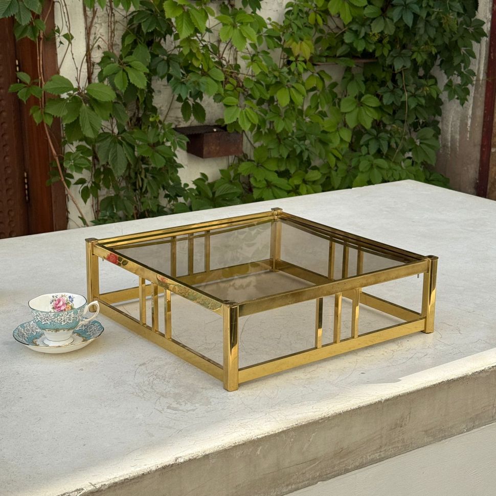 Подставка центр стола 43х43 см стекло 