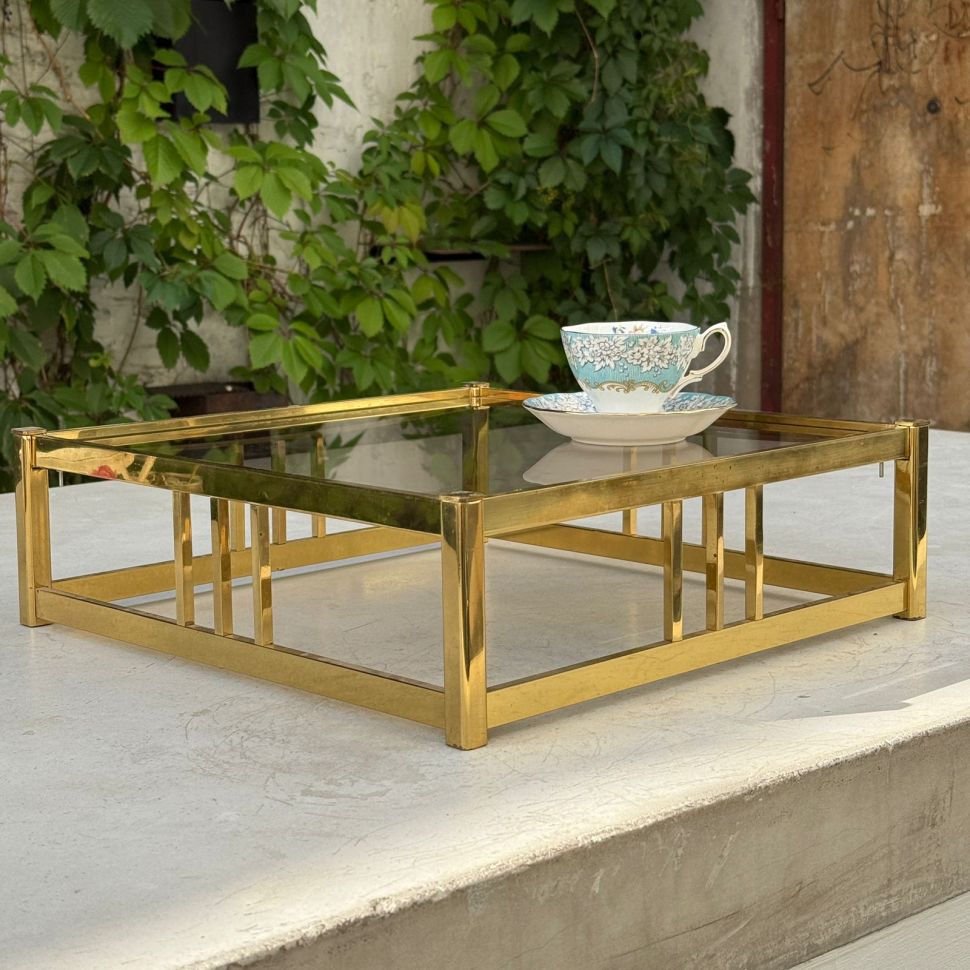 Подставка центр стола 43х43 см стекло 