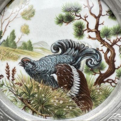 Блюдце подставка Vohenstrauss Глухарь 10 см олово Германия