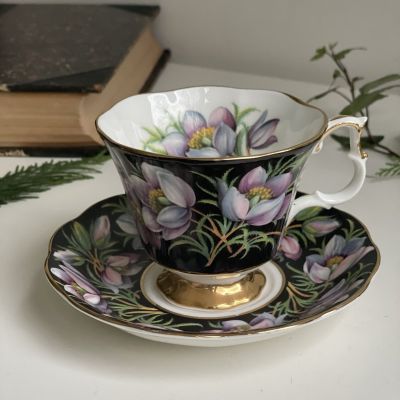 Чайная пара черный Royal Albert Provincial Flowers Prairie Crocus 200 мл Англия 